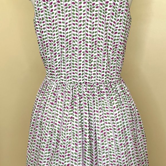 womans sleeveless waist dress - Picture 2 of 6